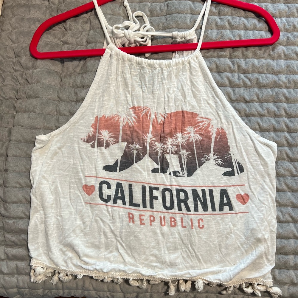 Charlotte Russe California tank. Small.